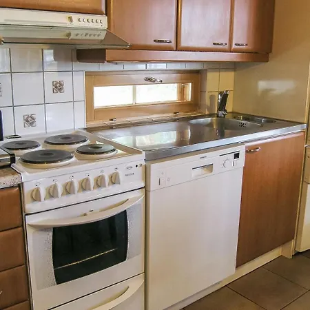 בית נופש Ylaeneuvola Niemi By Interhome *