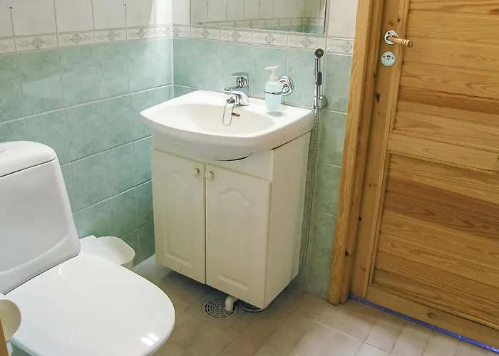 Ylaeneuvola Niemi By Interhome *